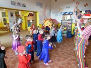 Karneval s Mirečkem a Leontýnkou